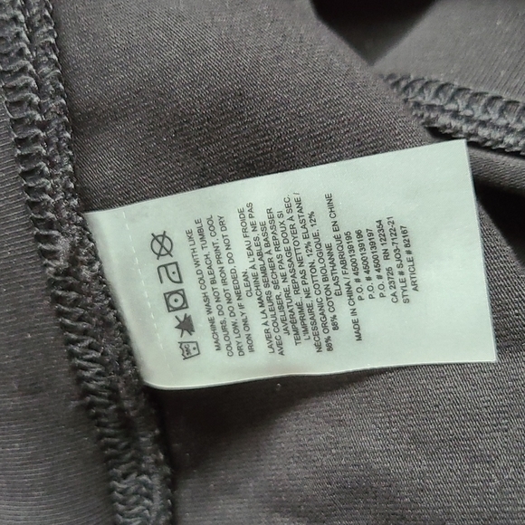 NWOT aritzia TNA carvel skirt black S fits M - Picture 6 of 6